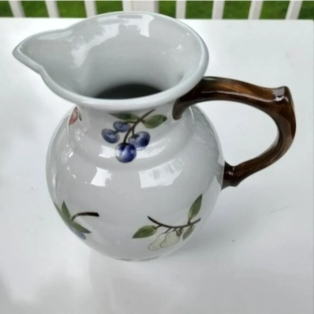 N/A vintage handpainted